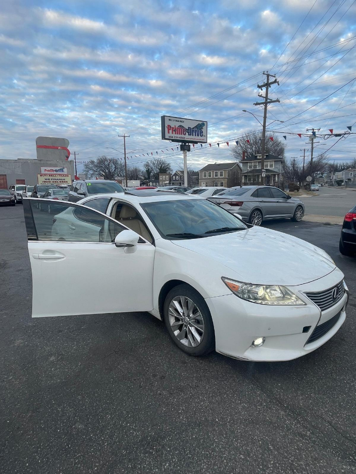 Lexus ES 300h Sedan 2014