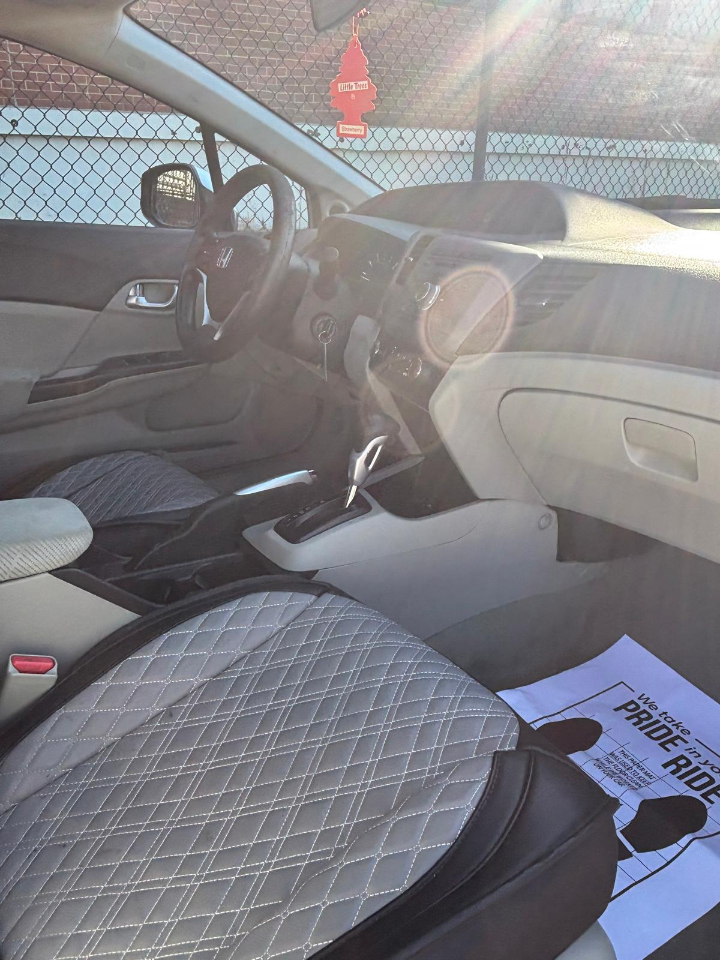 Honda Civic EX Sedan 5-Speed AT 2012