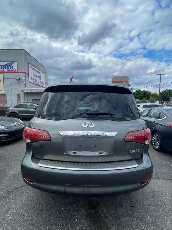 Infiniti QX80 4WD 2015