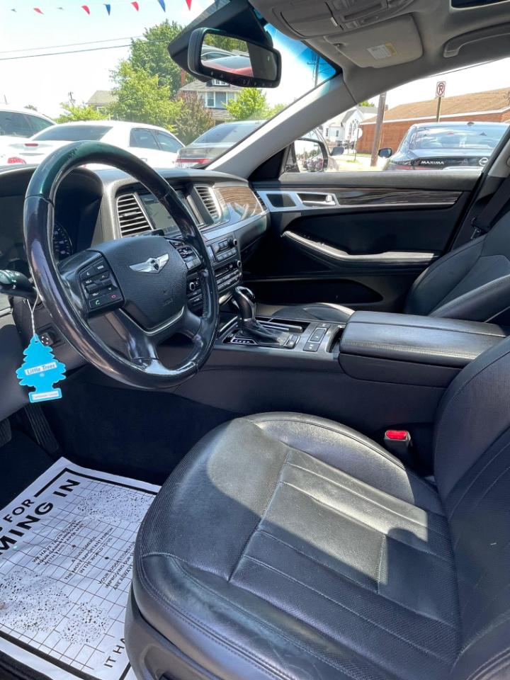 Hyundai Genesis 3.8L 2015