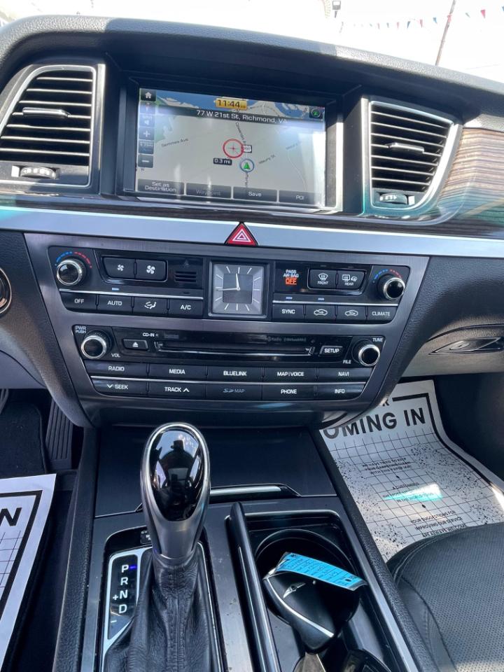 Hyundai Genesis 3.8L 2015