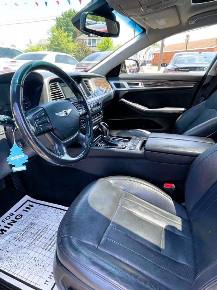 Hyundai Genesis 3.8L 2015