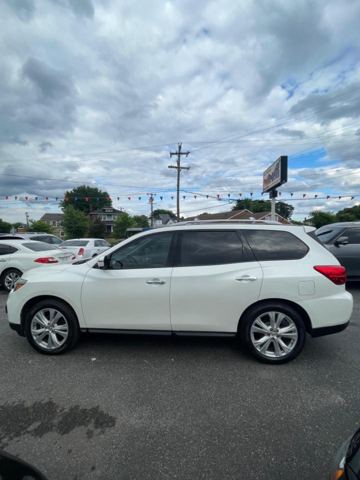 Nissan Pathfinder Platinum 4WD 2018