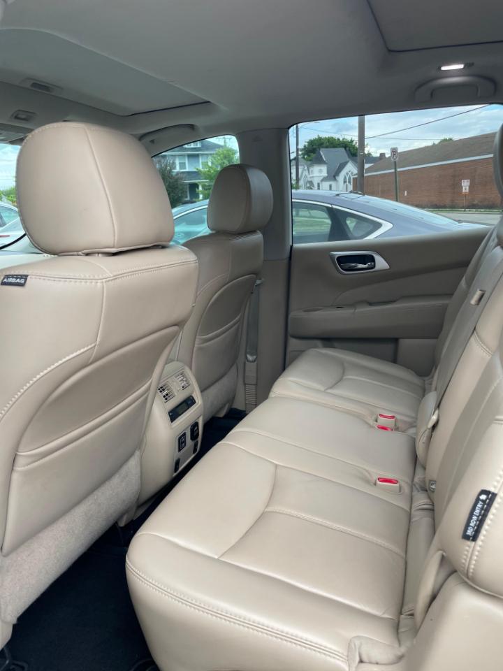 Nissan Pathfinder Platinum 4WD 2018