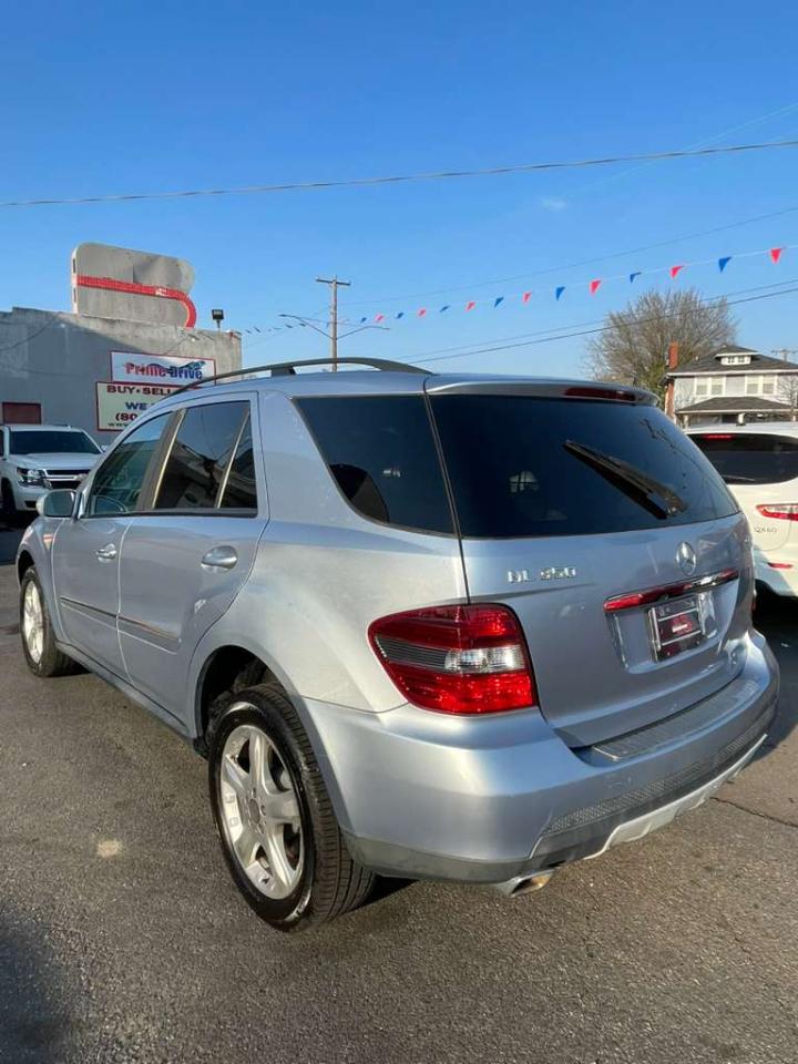 Mercedes-Benz M-Class ML350 2008