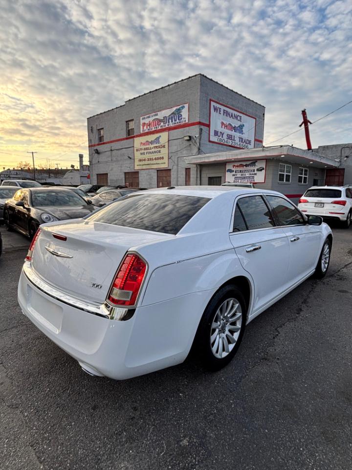 Chrysler 300 RWD 2013