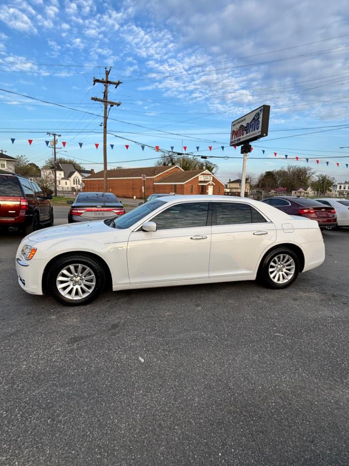Chrysler 300 RWD 2013