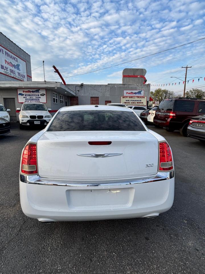 Chrysler 300 RWD 2013