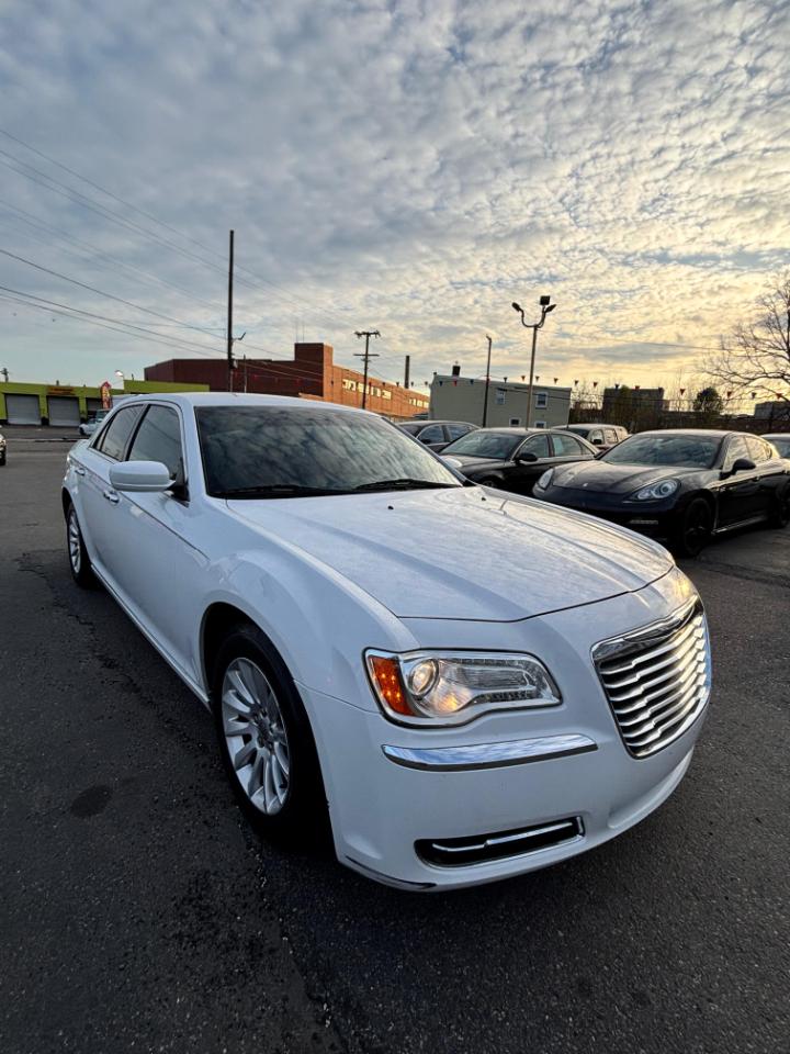 Chrysler 300 RWD 2013