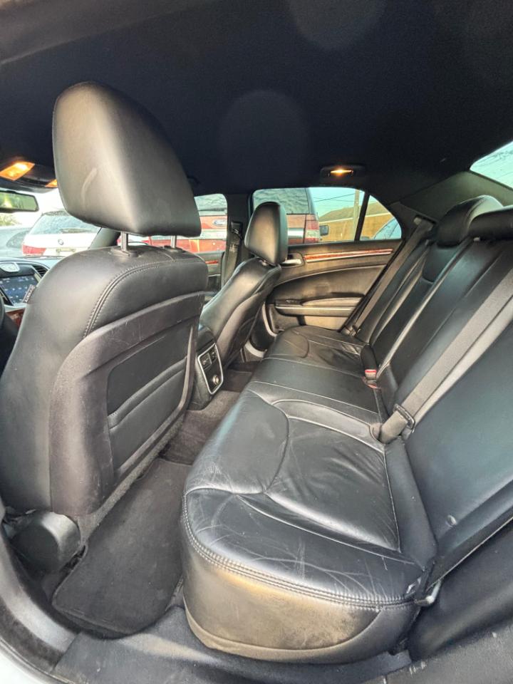 Chrysler 300 RWD 2013