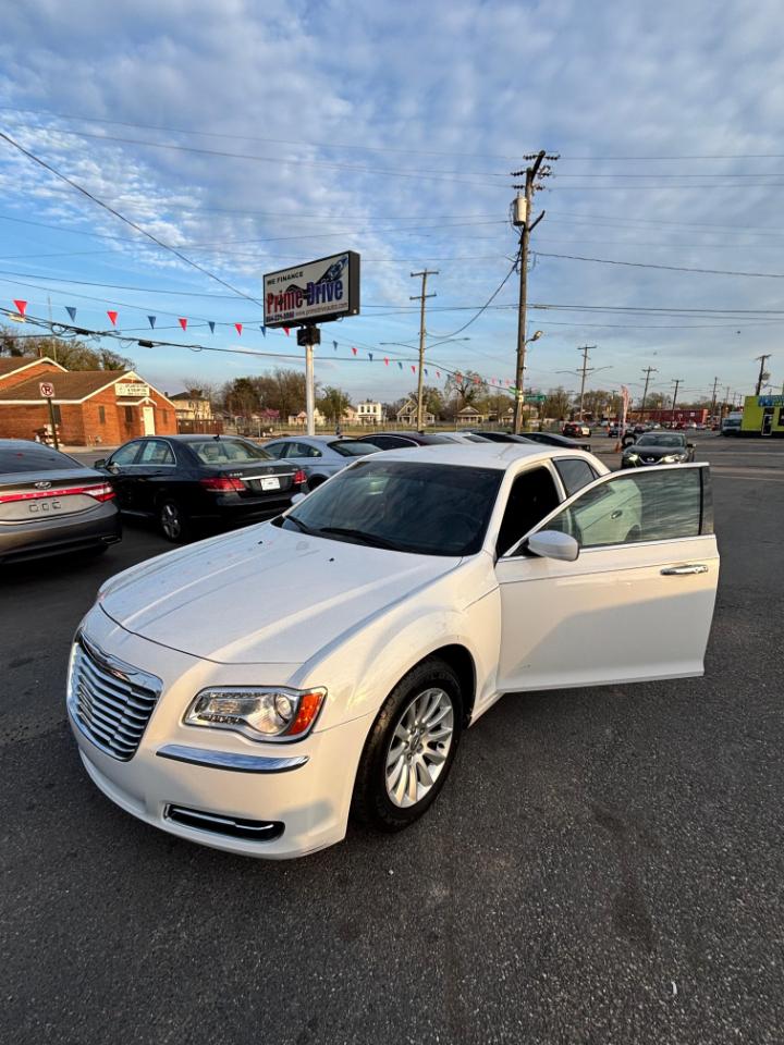Chrysler 300 RWD 2013