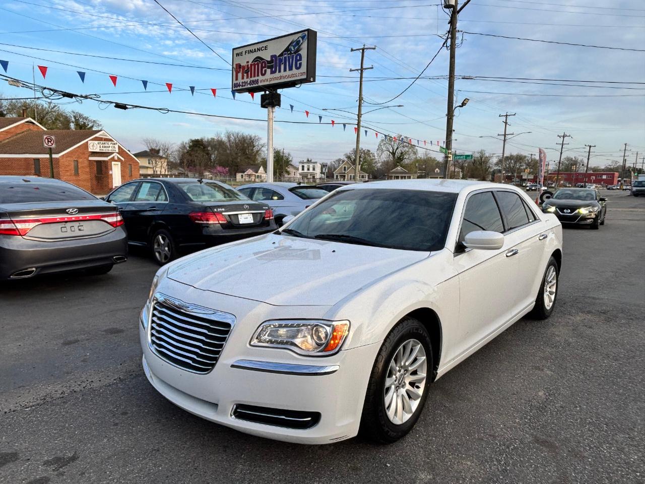 2013 Chrysler 300 RWD