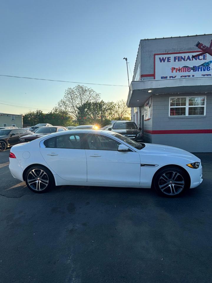 Jaguar XE 35t Premium AWD 2017