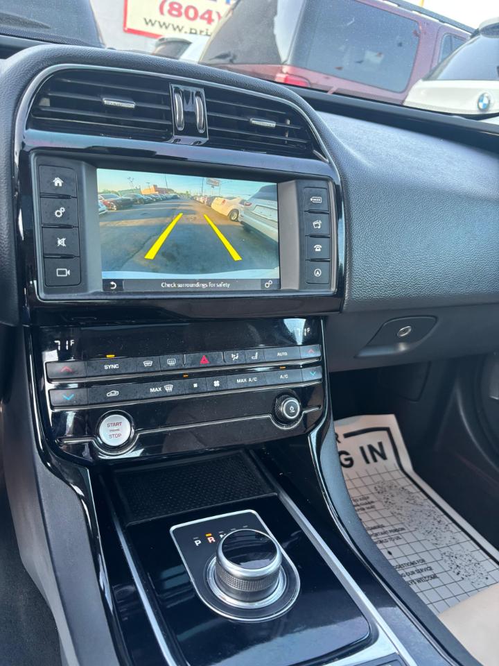 Jaguar XE 35t Premium AWD 2017