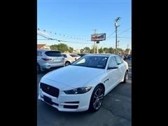 2017 Jaguar XE 