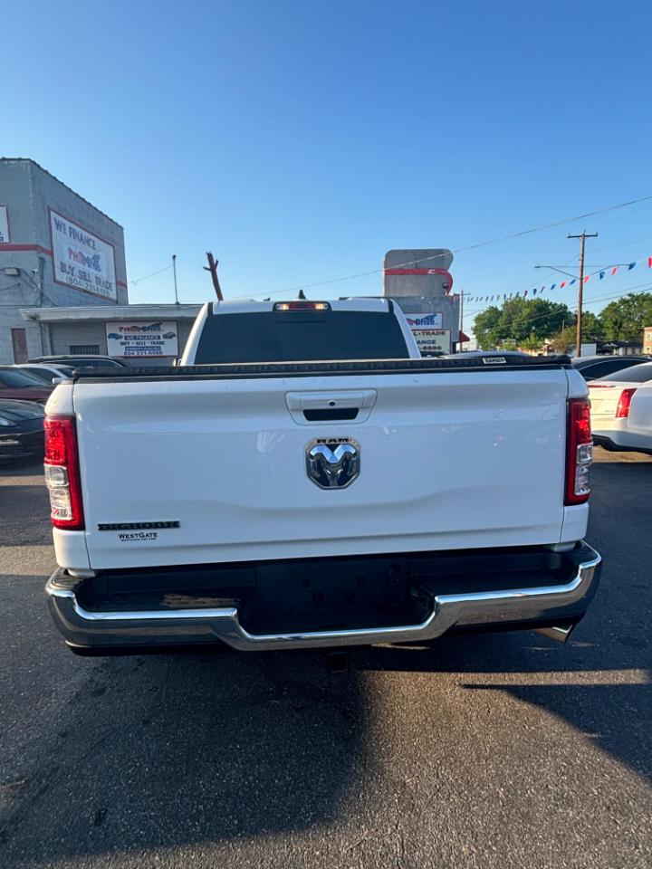 RAM 1500 Big Horn Quad Cab 2WD 2021