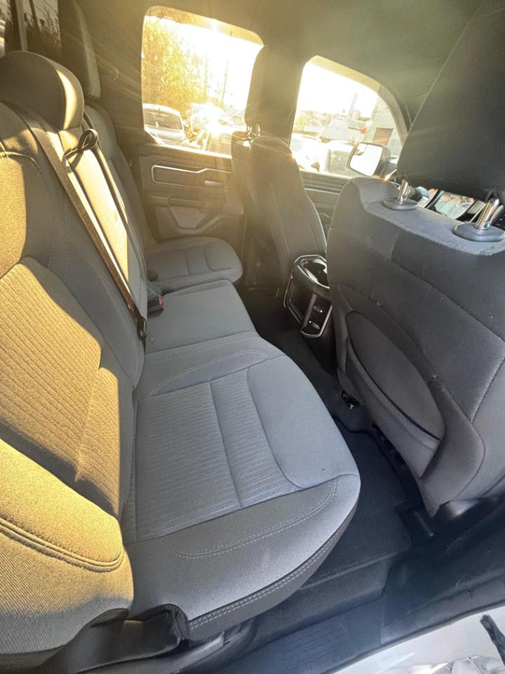 RAM 1500 Big Horn Quad Cab 2WD 2021