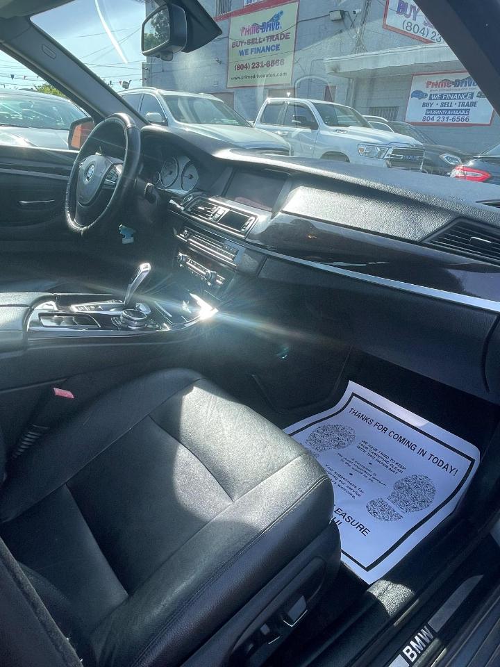 BMW 5-Series 528i 2014