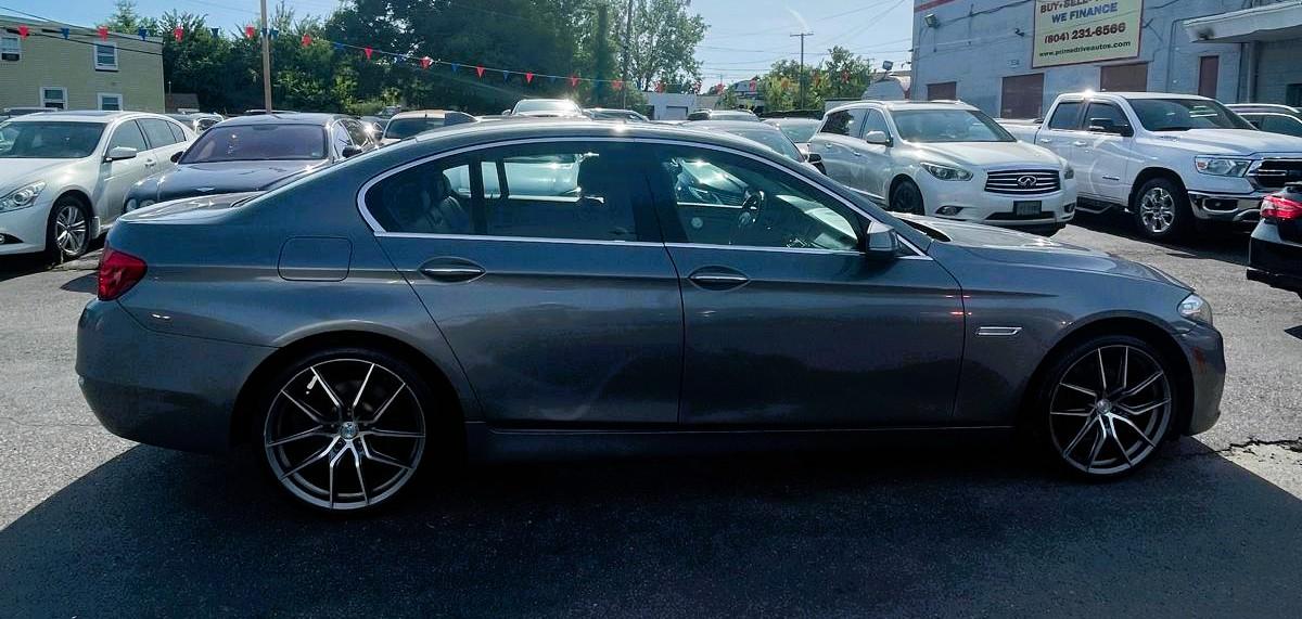BMW 5-Series 528i 2014