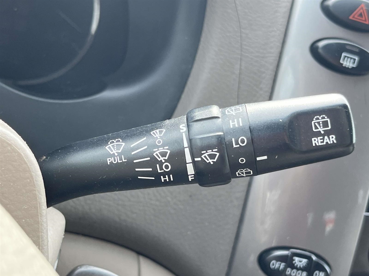 Toyota Sienna LE FWD 8-Passenger Seating 2008 Toyota Sienna LE FWD 8-Passenger Seating 2008