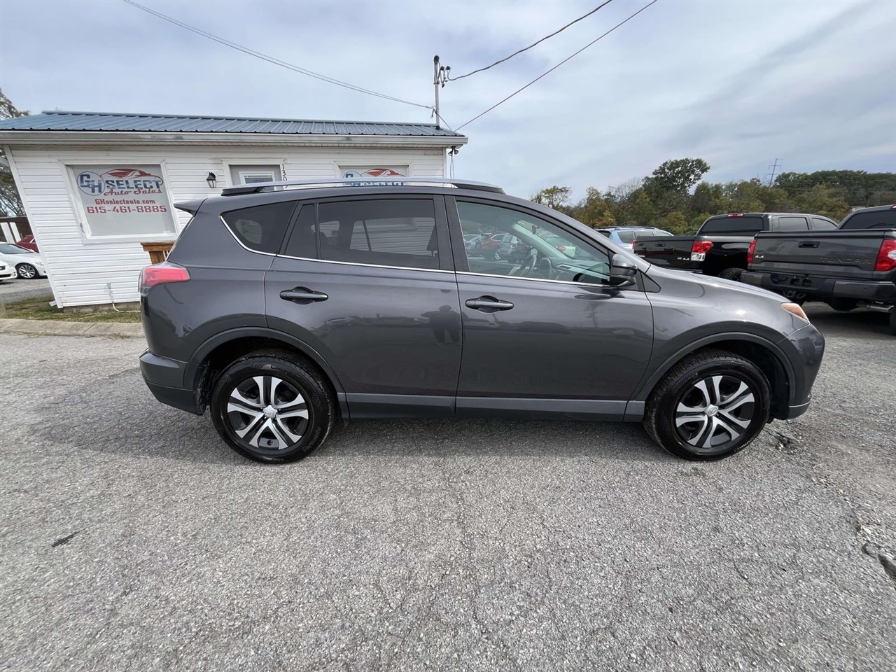 Toyota RAV4 LE FWD 2017 Toyota RAV4 LE FWD 2017