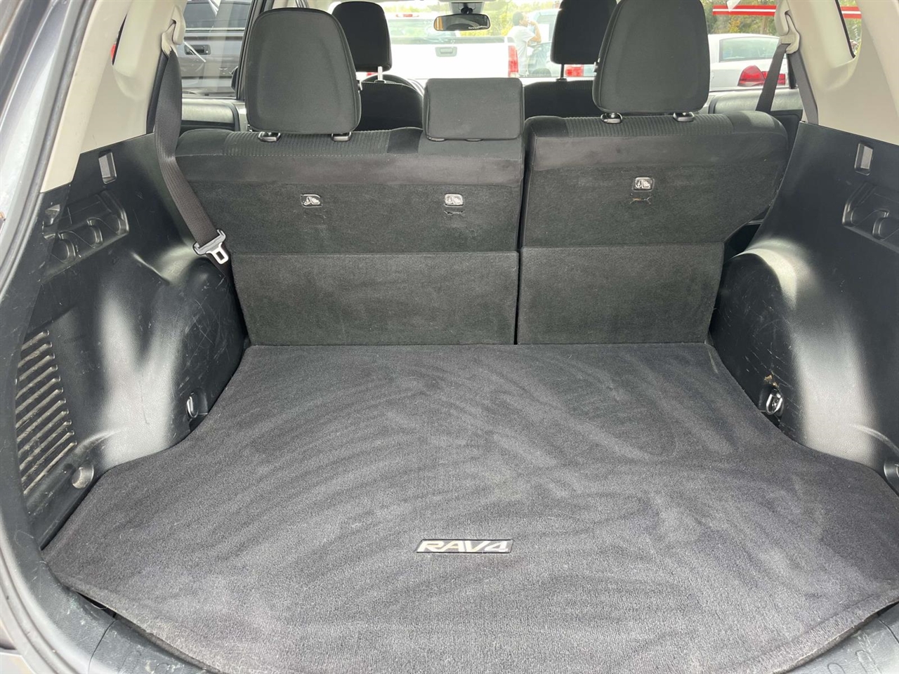 Toyota RAV4 LE FWD 2017 Toyota RAV4 LE FWD 2017