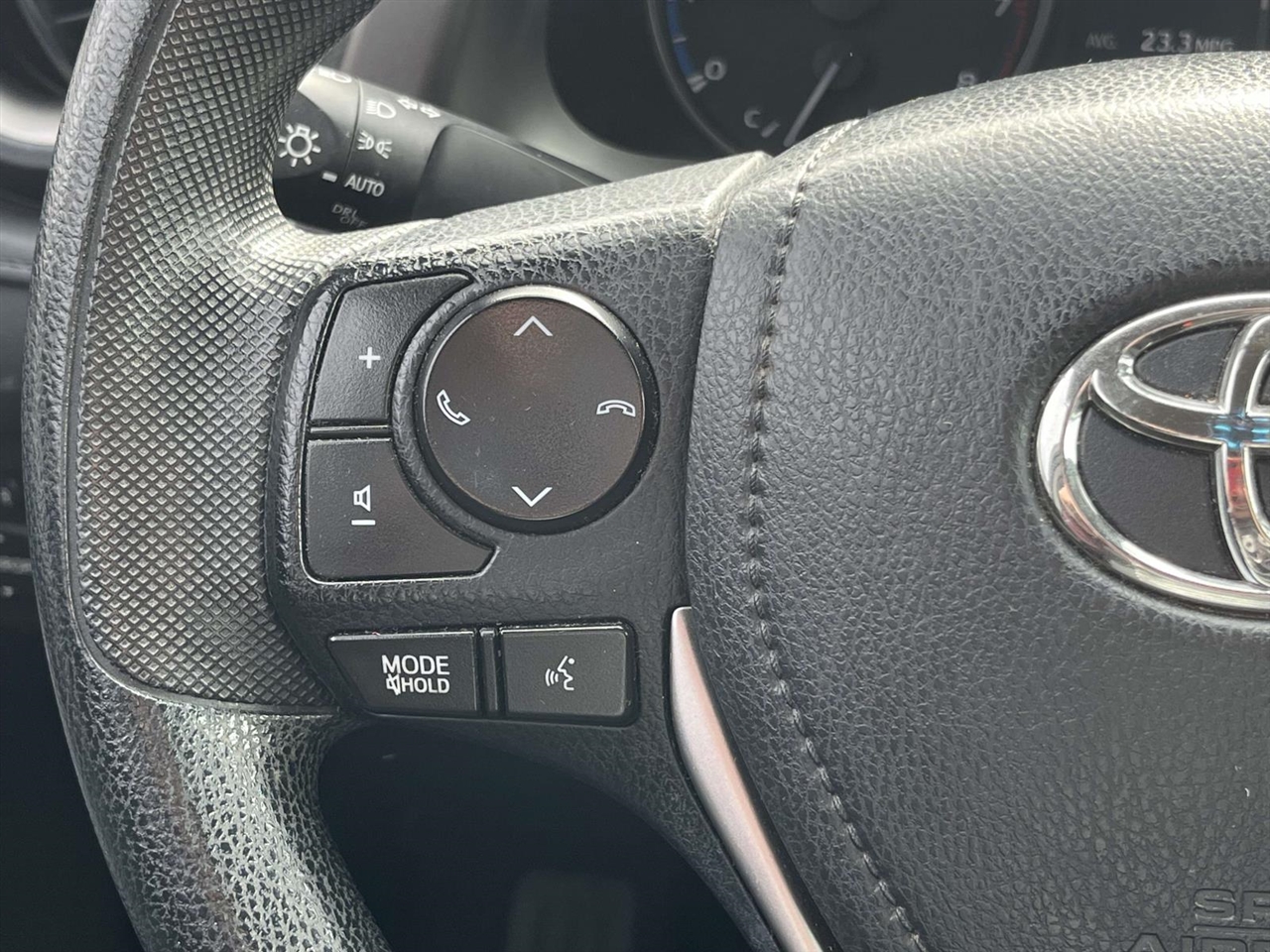 Toyota RAV4 LE FWD 2017 Toyota RAV4 LE FWD 2017