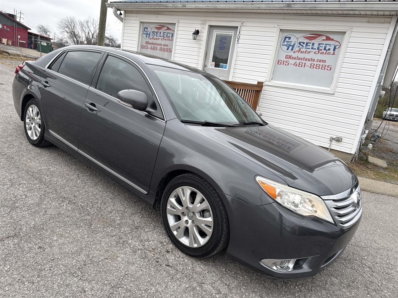 Toyota Avalon 4dr Sdn (Natl) 2011
