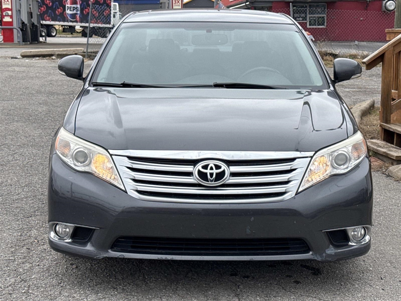 Toyota Avalon 4dr Sdn (Natl) 2011