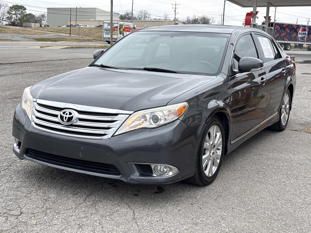 Toyota Avalon 4dr Sdn (Natl) 2011