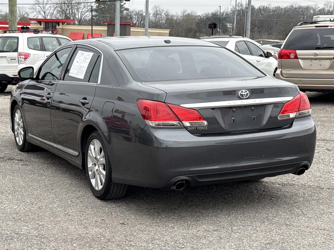 Toyota Avalon 4dr Sdn (Natl) 2011