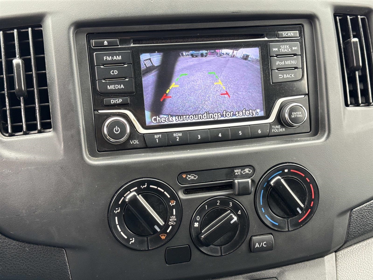 Nissan NV200 Compact Cargo I4 S 2019