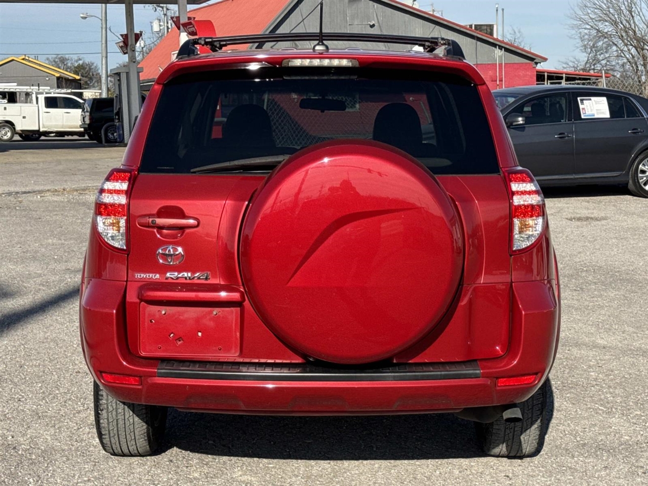 Toyota RAV4 FWD 4dr V6 5-Spd AT Ltd (Natl) 2010