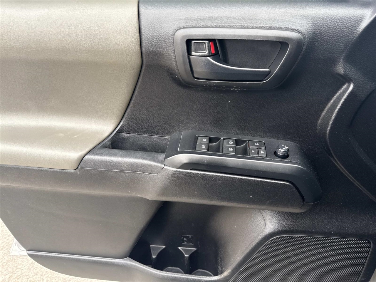 Toyota Tacoma 4WD TRD Off Road Double Cab 5' Bed V6 MT (Natl) 2021