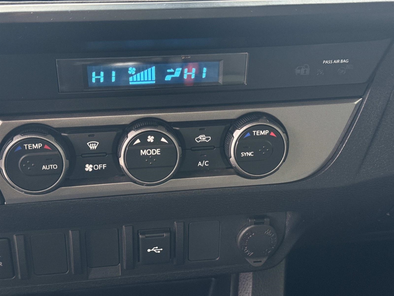 Toyota Tacoma 4WD TRD Off Road Double Cab 5' Bed V6 MT (Natl) 2021