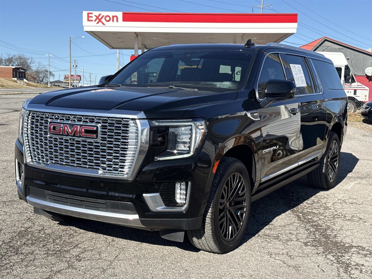 GMC Yukon XL 4WD 4dr Denali 2022