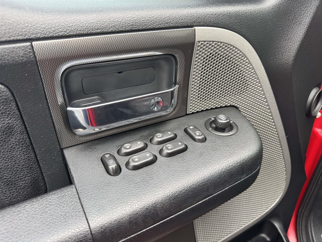 Ford F-150 2WD SuperCrew 139" XLT 2007