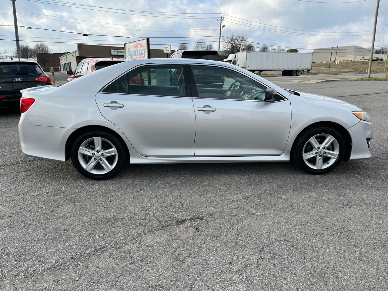 Toyota Camry SE 4D Sedan 2014