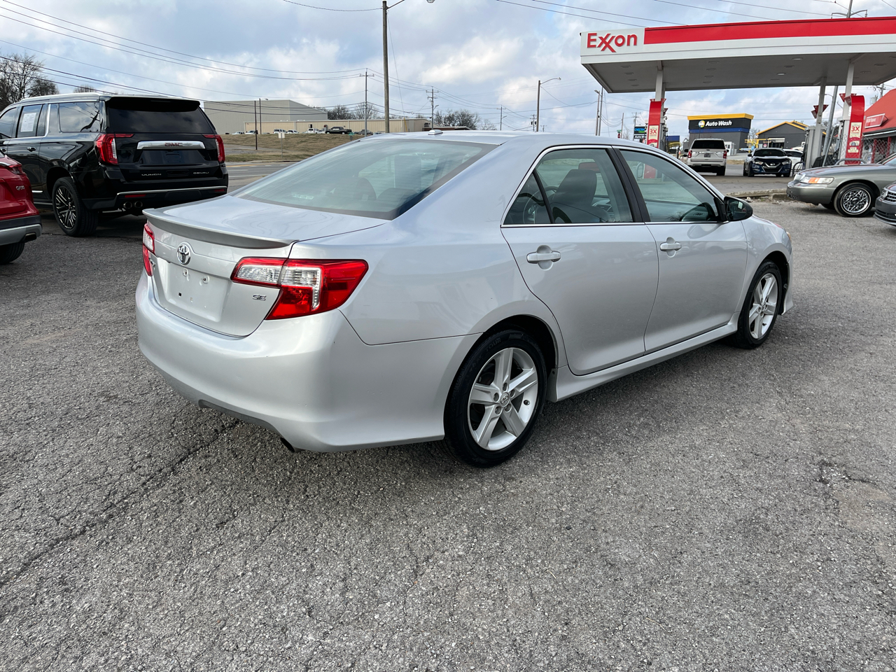 Toyota Camry SE 4D Sedan 2014