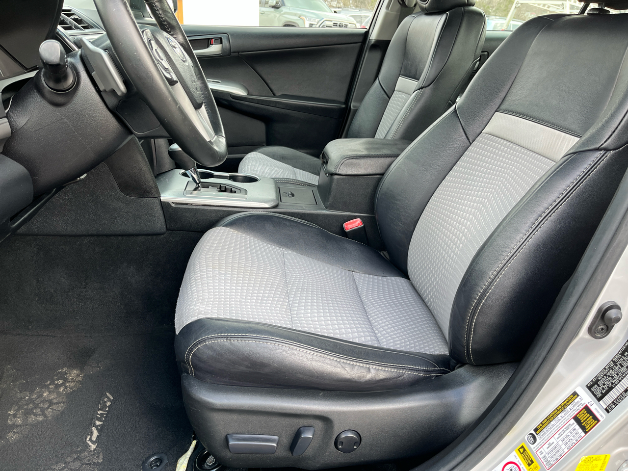 Toyota Camry SE 4D Sedan 2014