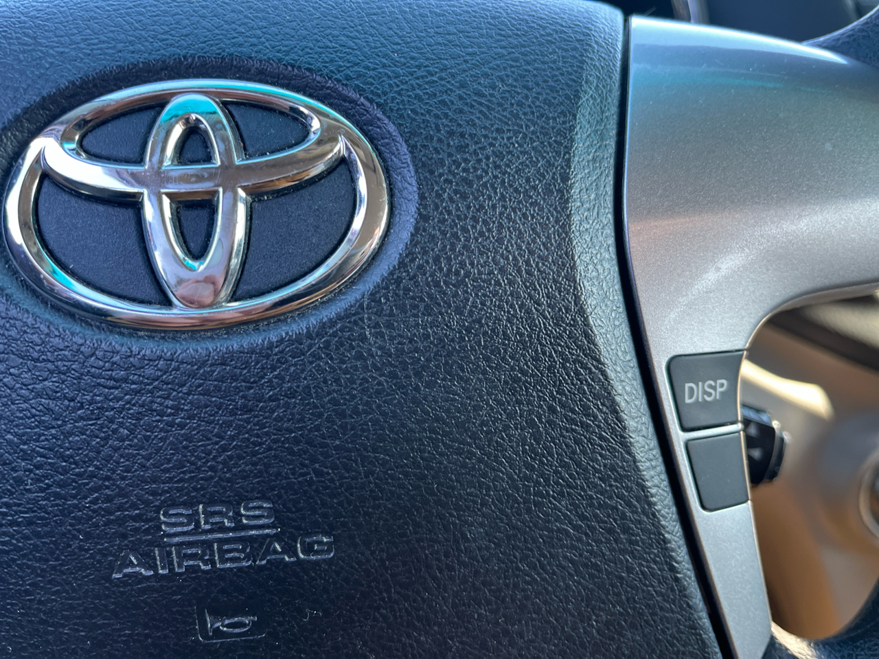 Toyota Highlander Plus 4D SUV FWD 2013