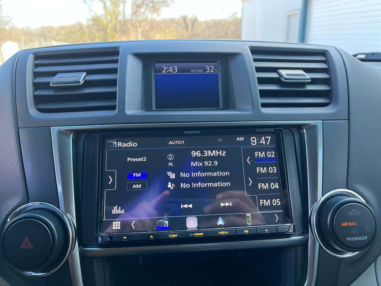 Toyota Highlander Plus 4D SUV FWD 2013