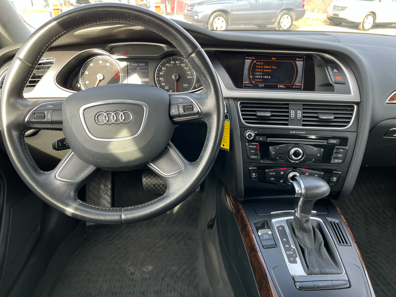 Audi A4 4dr Sdn Auto quattro 2.0T Premium 2014