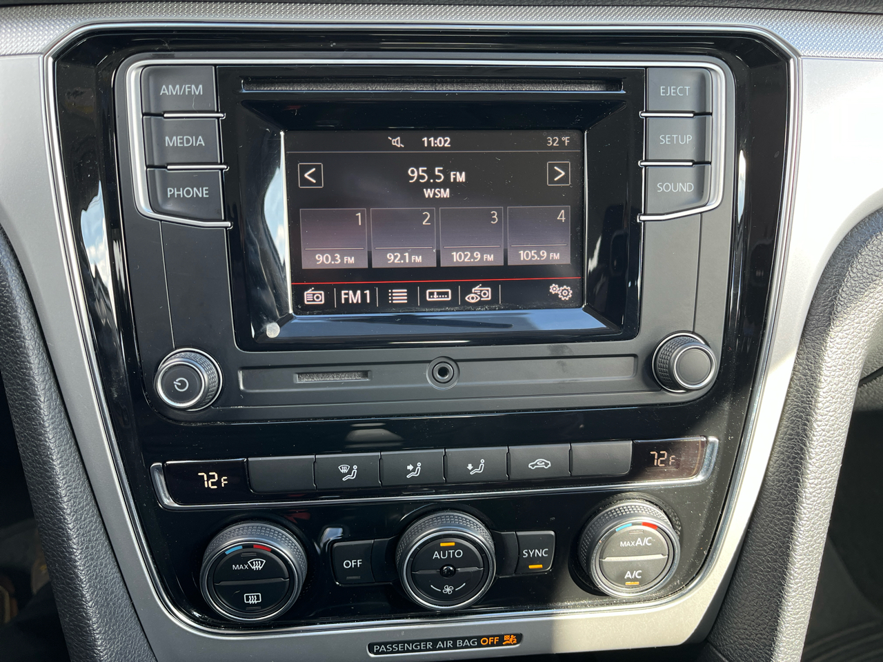 Volkswagen Passat 4dr Sdn 1.8T Auto S PZEV 2016