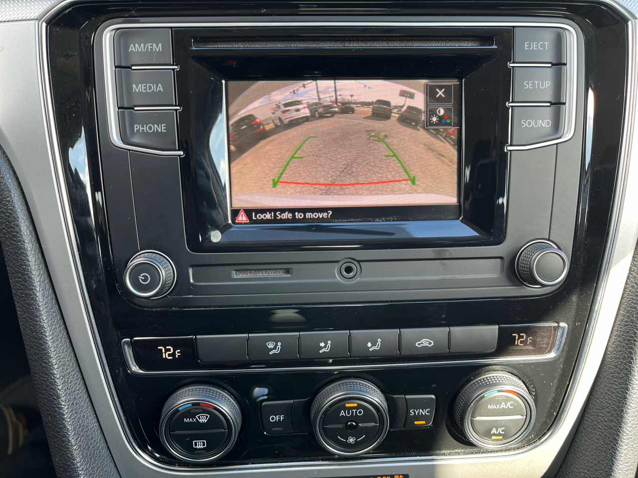 Volkswagen Passat 4dr Sdn 1.8T Auto S PZEV 2016