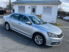 2016 Volkswagen Passat 