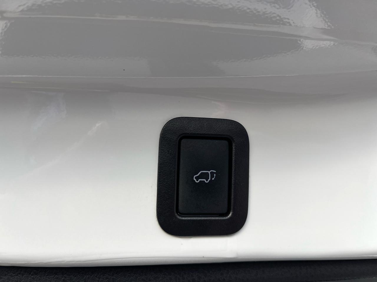 Toyota Highlander XLE AWD V6 2019