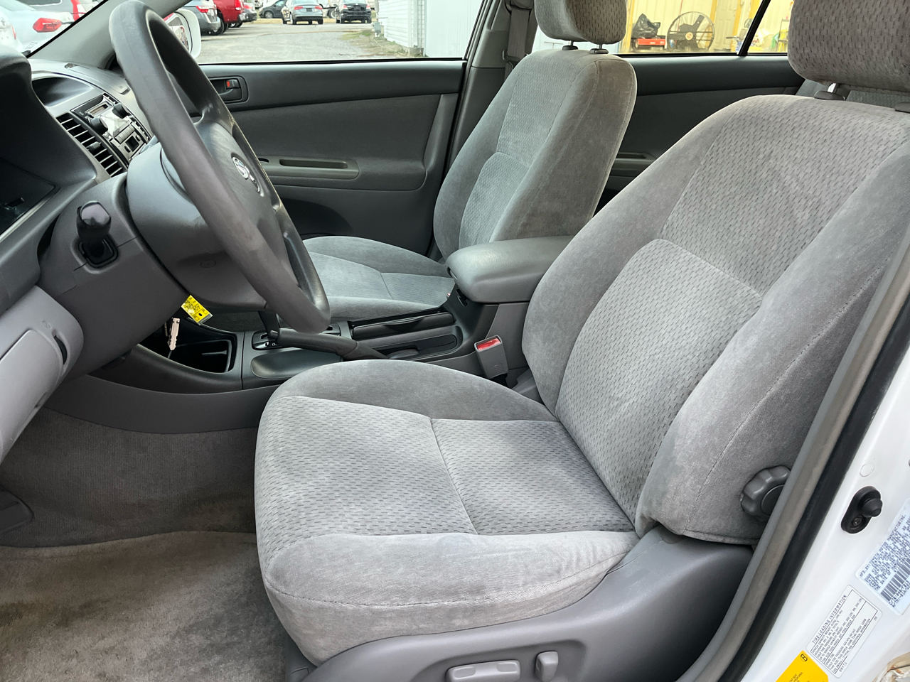 Toyota Camry 4dr Sdn LE Auto 2003