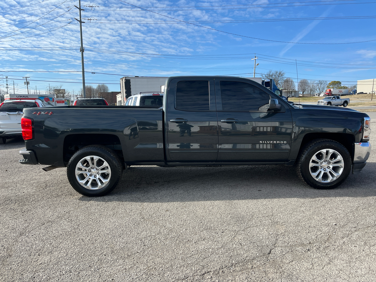 Chevrolet Silverado 1500 4WD Double Cab 143.5" LT w/1LT 2018