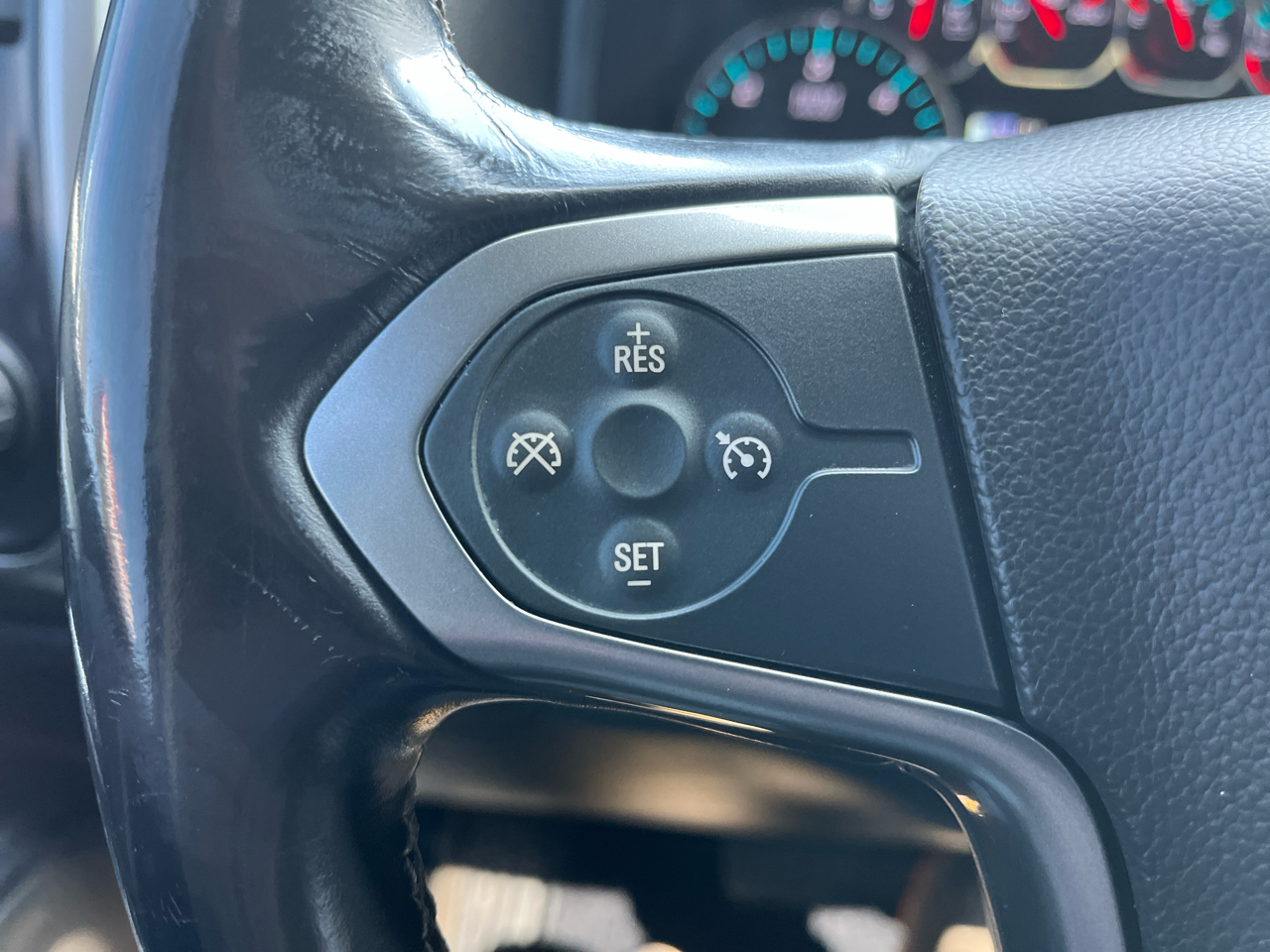 Chevrolet Silverado 1500 4WD Double Cab 143.5" LT w/1LT 2018